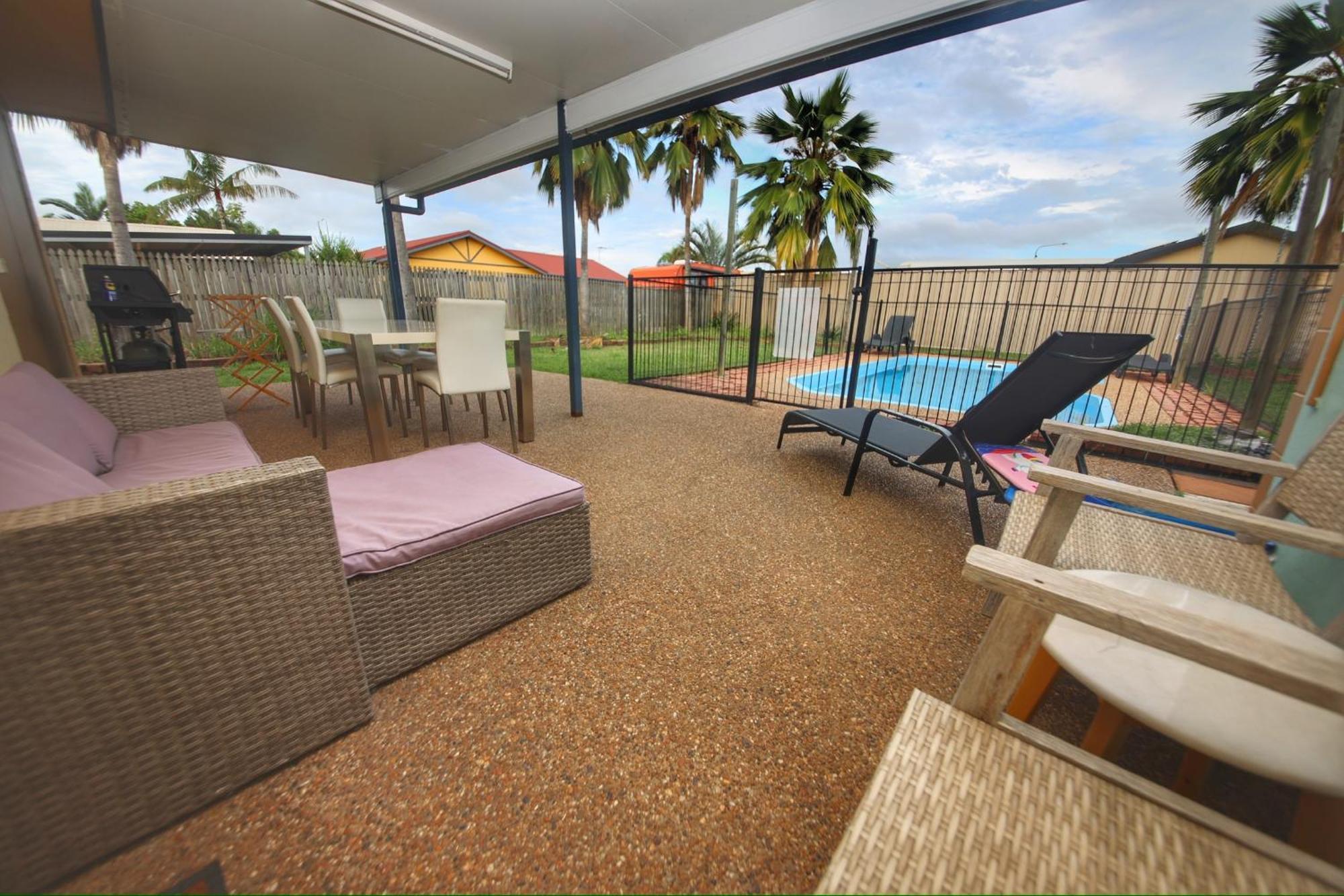 Entire Family With Private Pool Holiday home